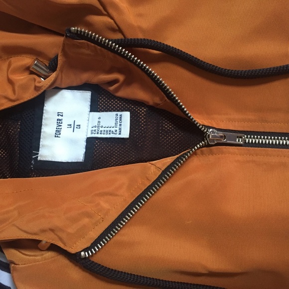 Sports Jacket - Picture 3 of 6